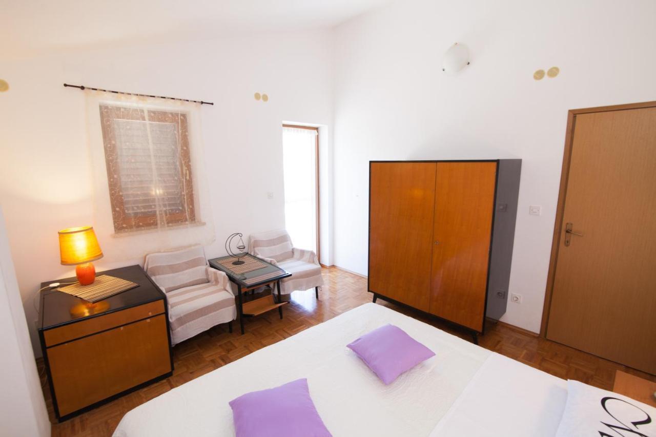 Apartman Kristina Apartment Баньоле Екстериор снимка