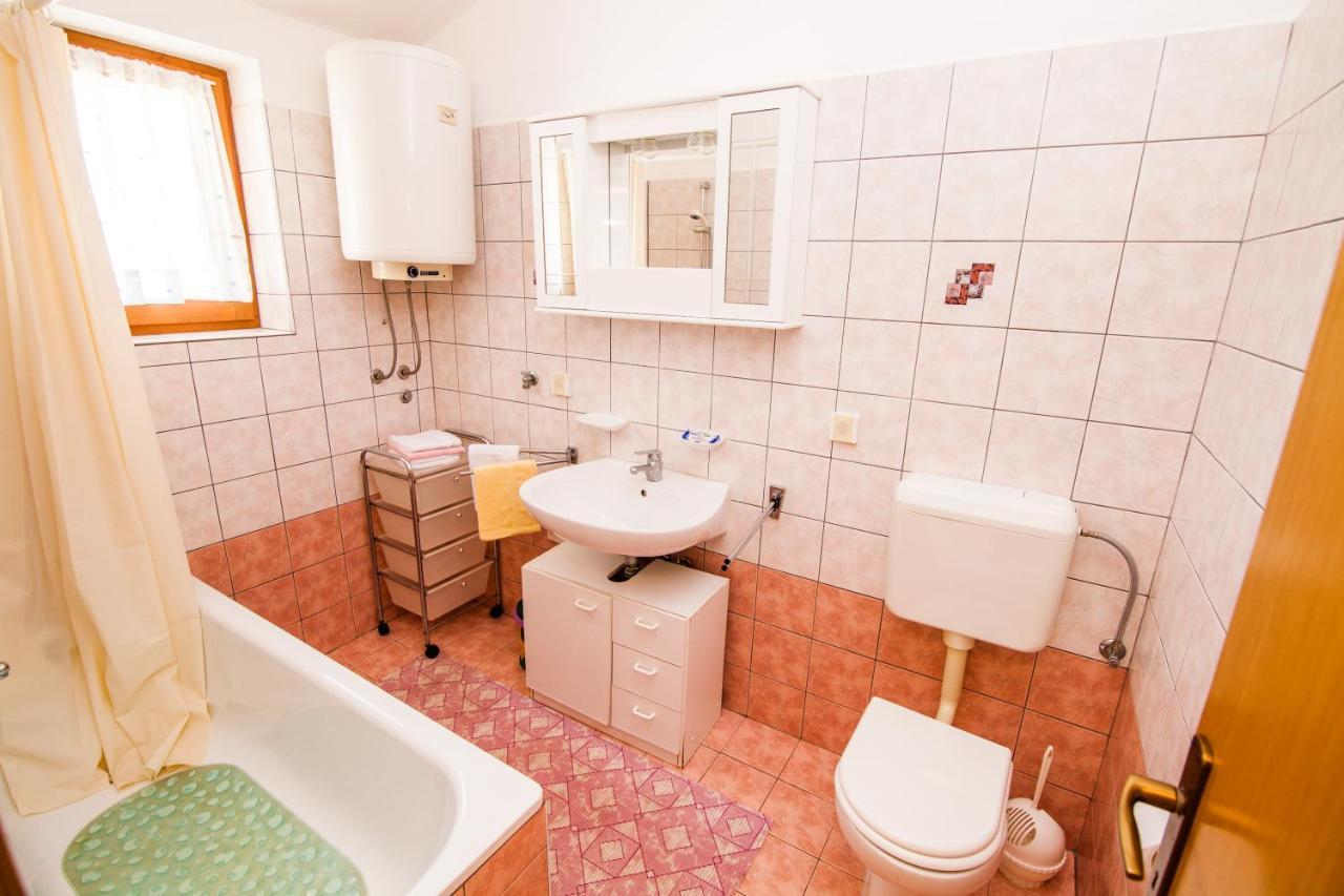 Apartman Kristina Apartment Баньоле Екстериор снимка