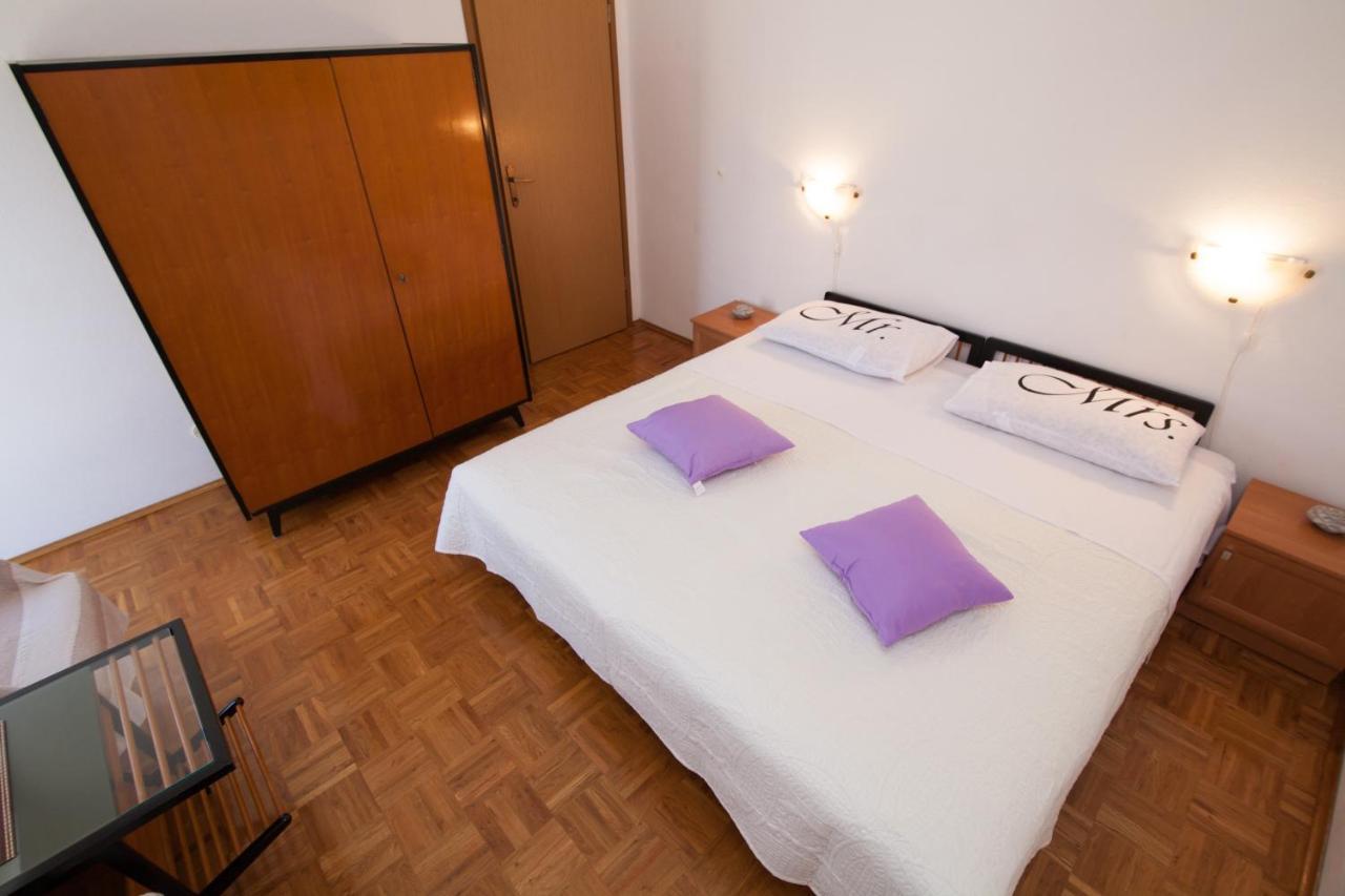 Apartman Kristina Apartment Баньоле Екстериор снимка