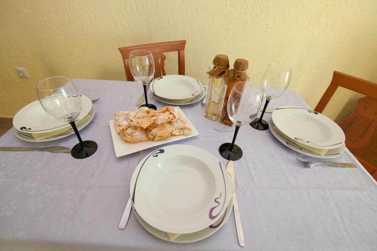 Apartman Kristina Apartment Баньоле Екстериор снимка